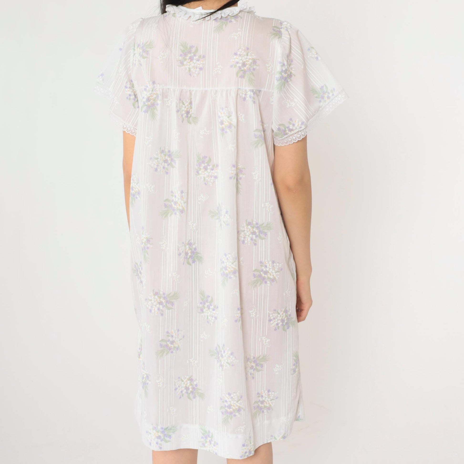 80s Floral Semi-Sheer Nightgown White Lace Puff Sleeve Button-Up Knee-Length Medium