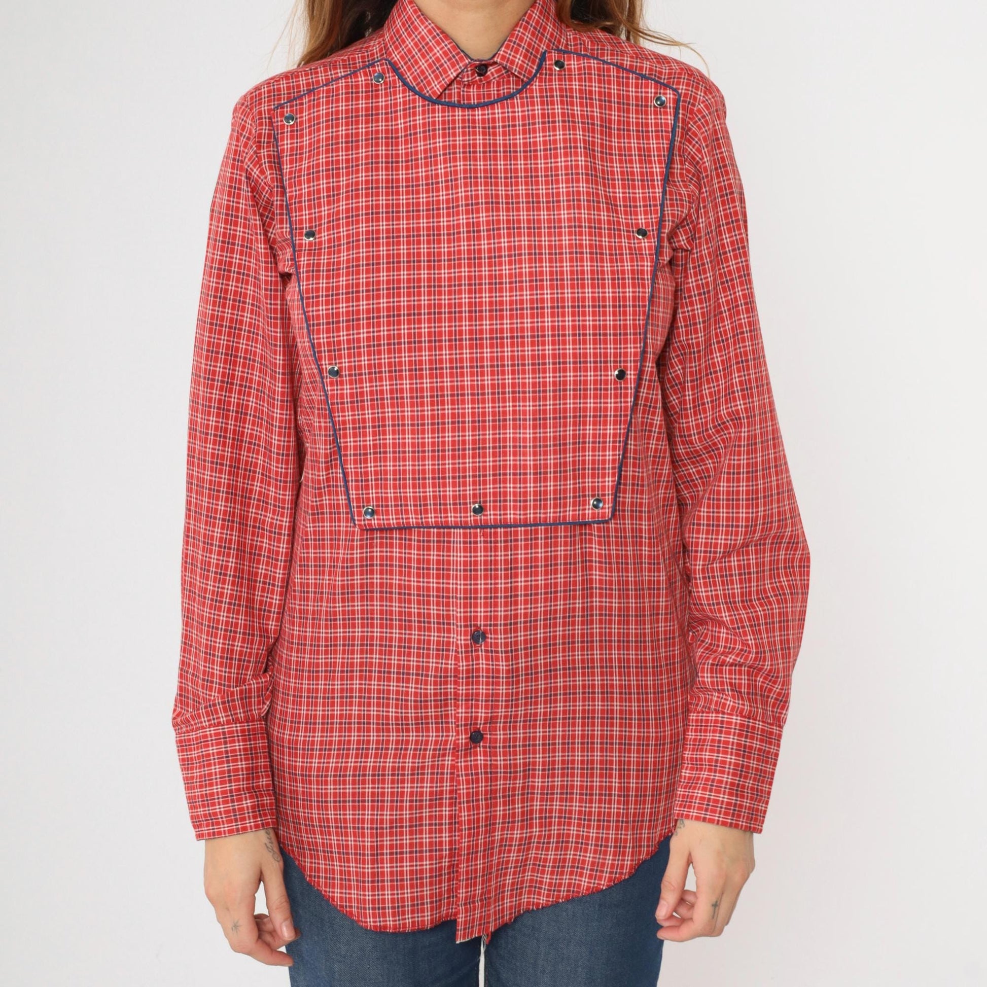70s Western Shirt Red Plaid Pearl Snap Bib Front Long Tail Small S