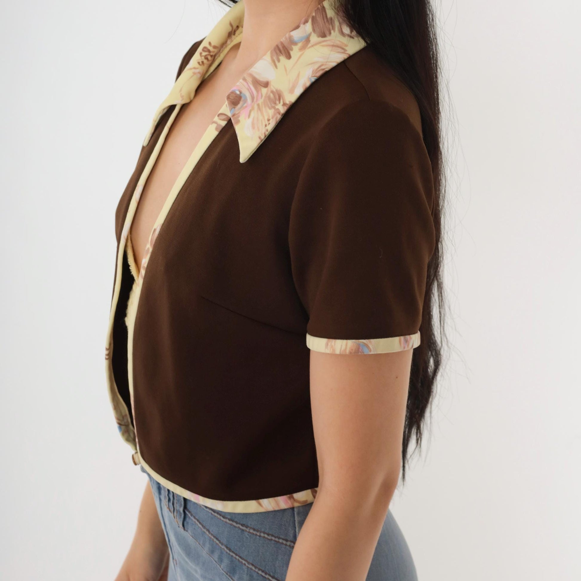 70s Brown Open Front Jacket Yellow Floral Trim Short Sleeve Medium