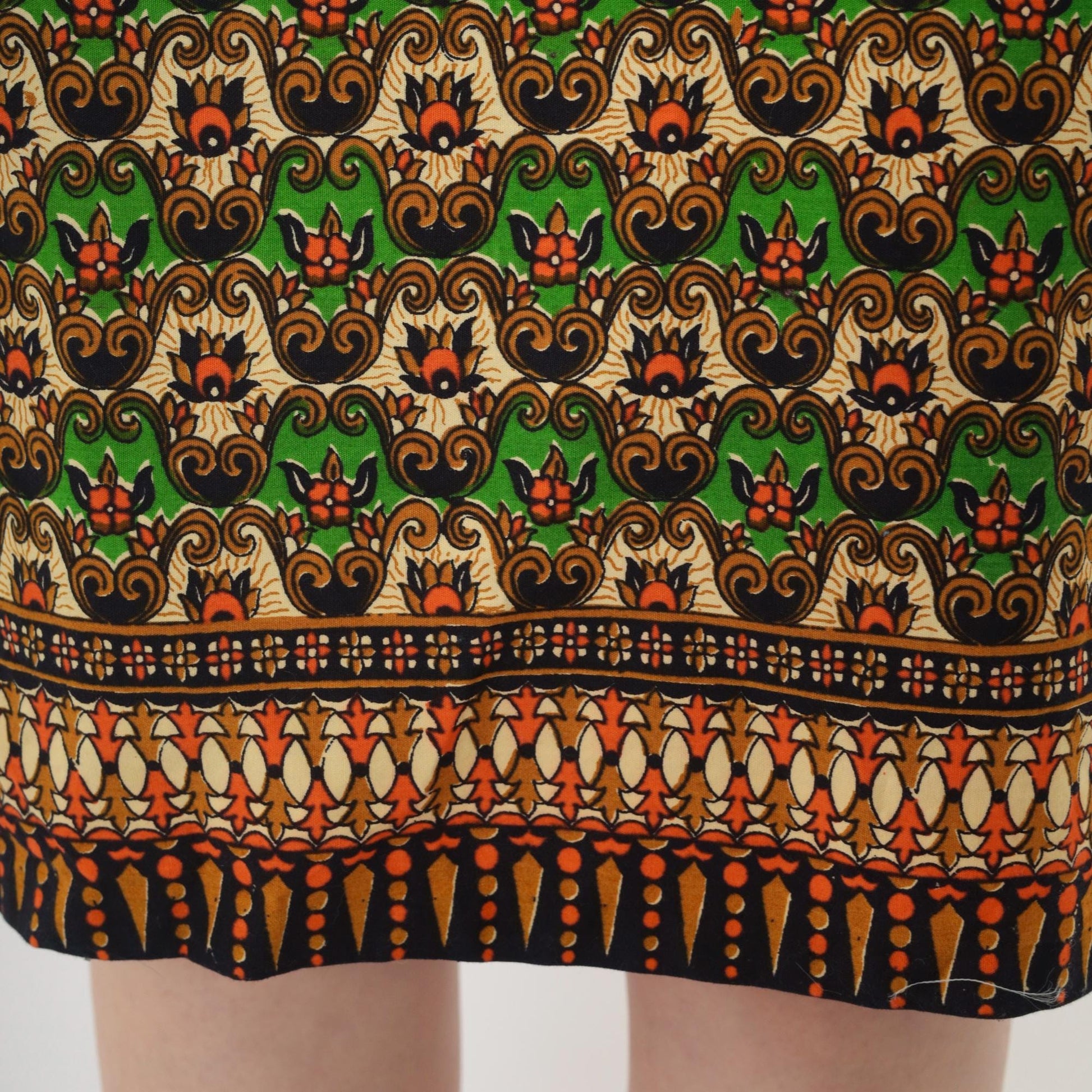 70s Cheongsam-Style Dress Green Batik Floral Print Mandarin Collar Midi XS