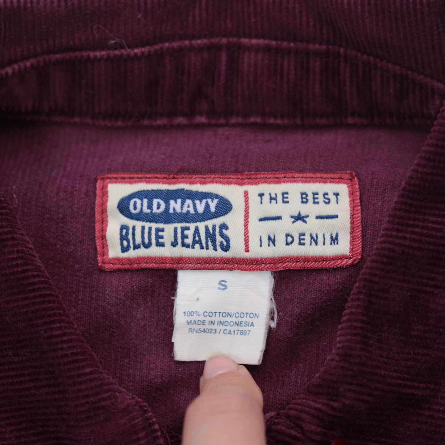 2000s Old Navy Burgundy Corduroy Trucker Jacket Silver Buttons Small S