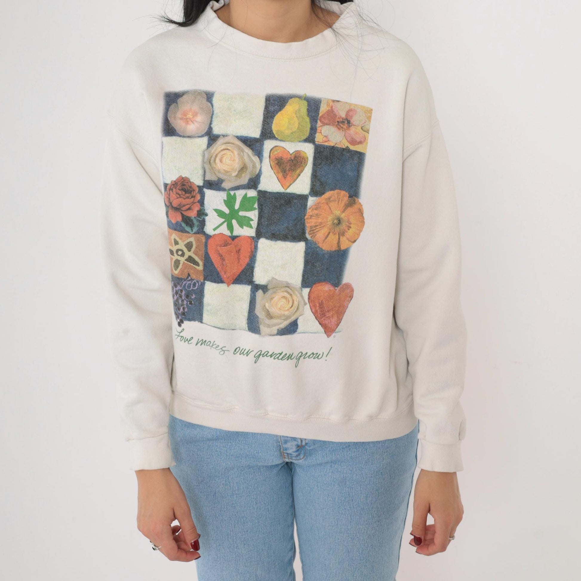 90s Love Makes Our Garden Grow Floral Patchwork Sweatshirt Off-White Medium