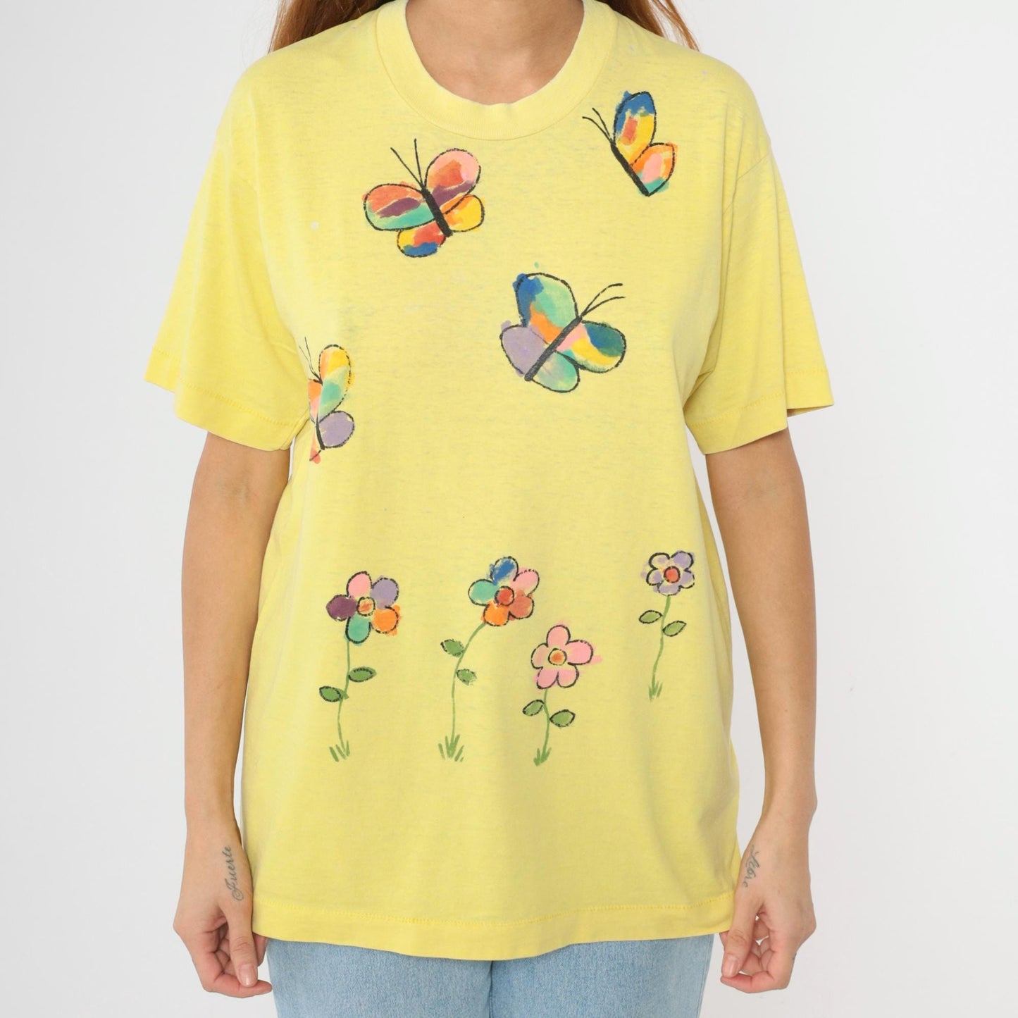 90s Fruit of the Loom Floral Butterfly Graphic T-Shirt Yellow Single Stitch Large L