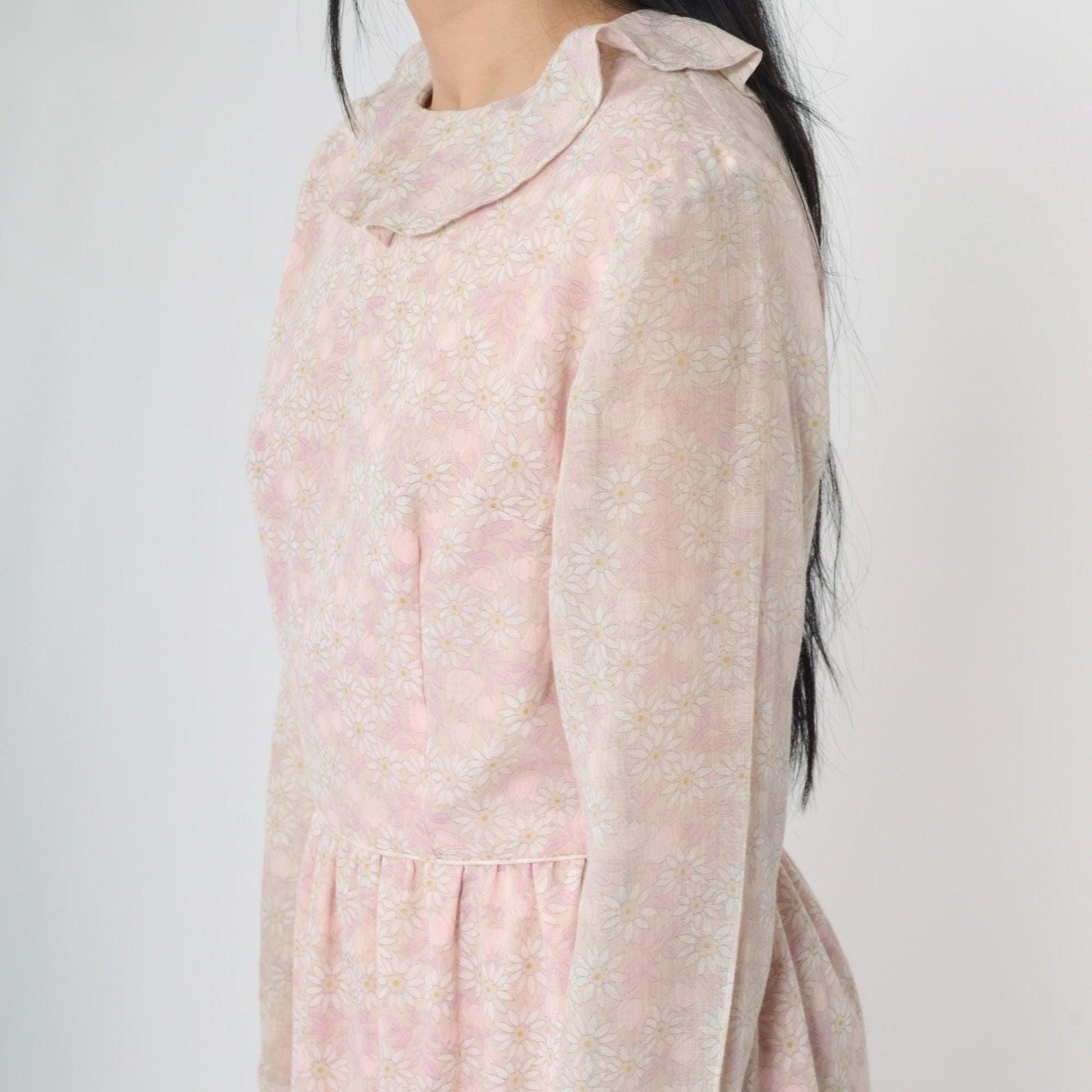 1960s Pink Floral Dress Sheer Bell Sleeve Ruffle Collar Knee Length Medium