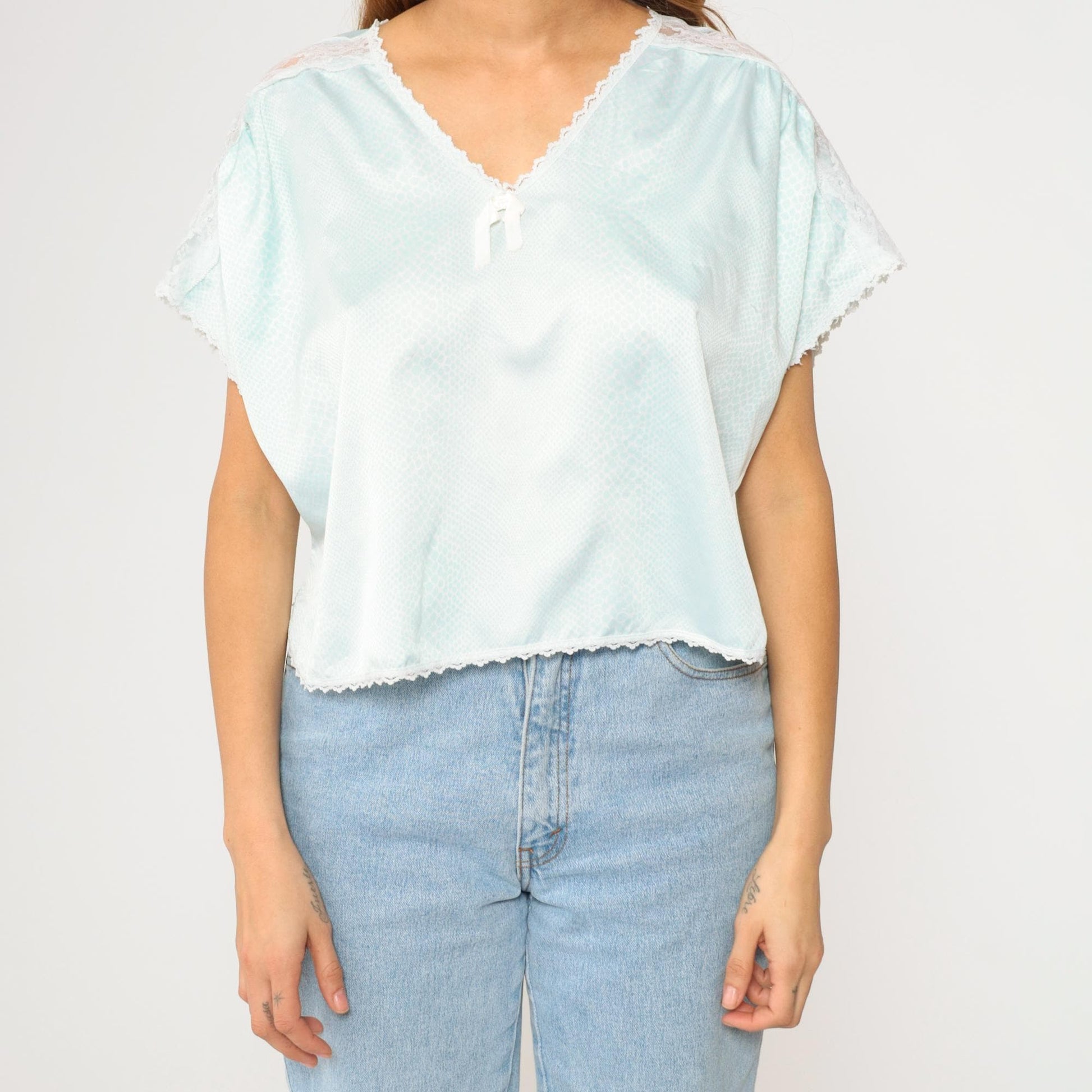 80s Aqua Satin Snakeskin Pajama Top Lace Trim Cropped V-Neck Medium