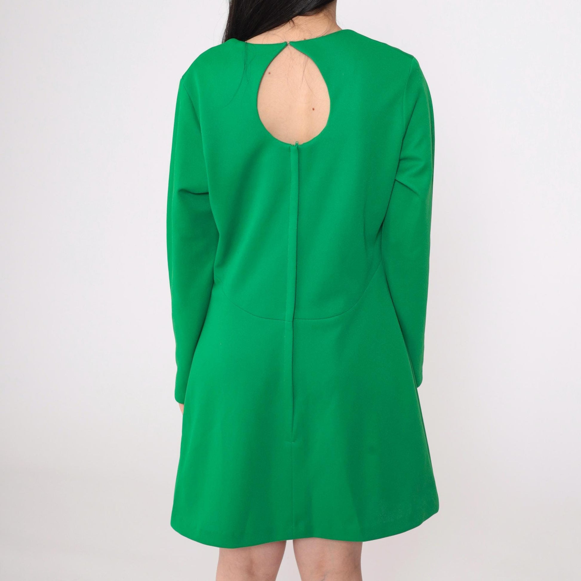 70s Green Babydoll Mini Dress Keyhole Back Empire Waist Long Sleeve Large