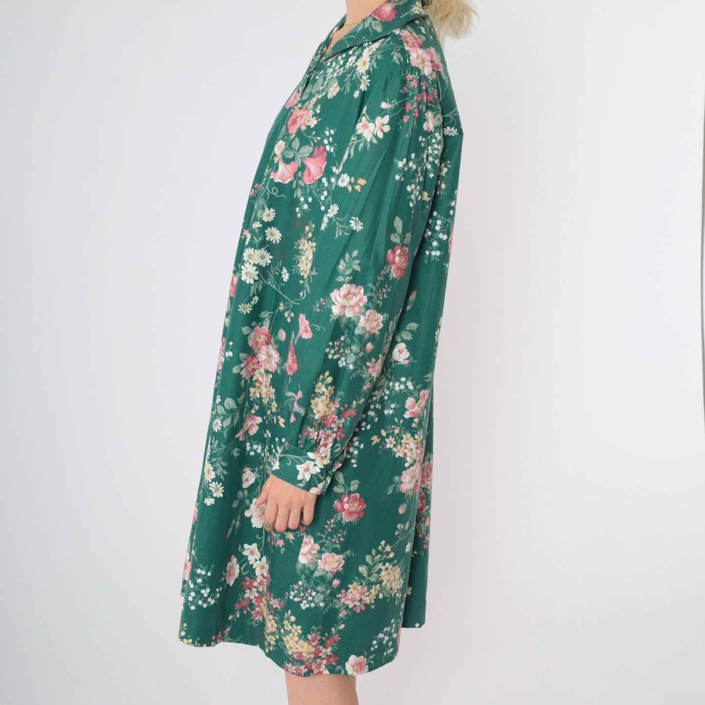 1970s Green Floral Shirt Dress Knee-Length Button-Up Collar Long Sleeve Medium Large