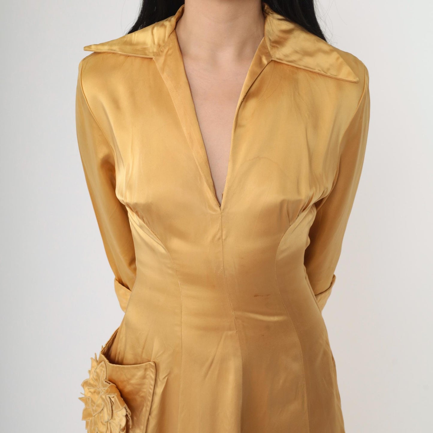 1940s Gold Satin Dress Floral Appliqué Pointed Collar Midi Extra Small