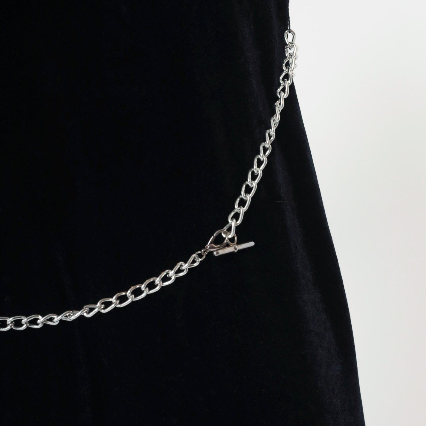 90s Ronni Nicole Black Velvet Midi Dress Chain Belt Side Slit Medium Petite