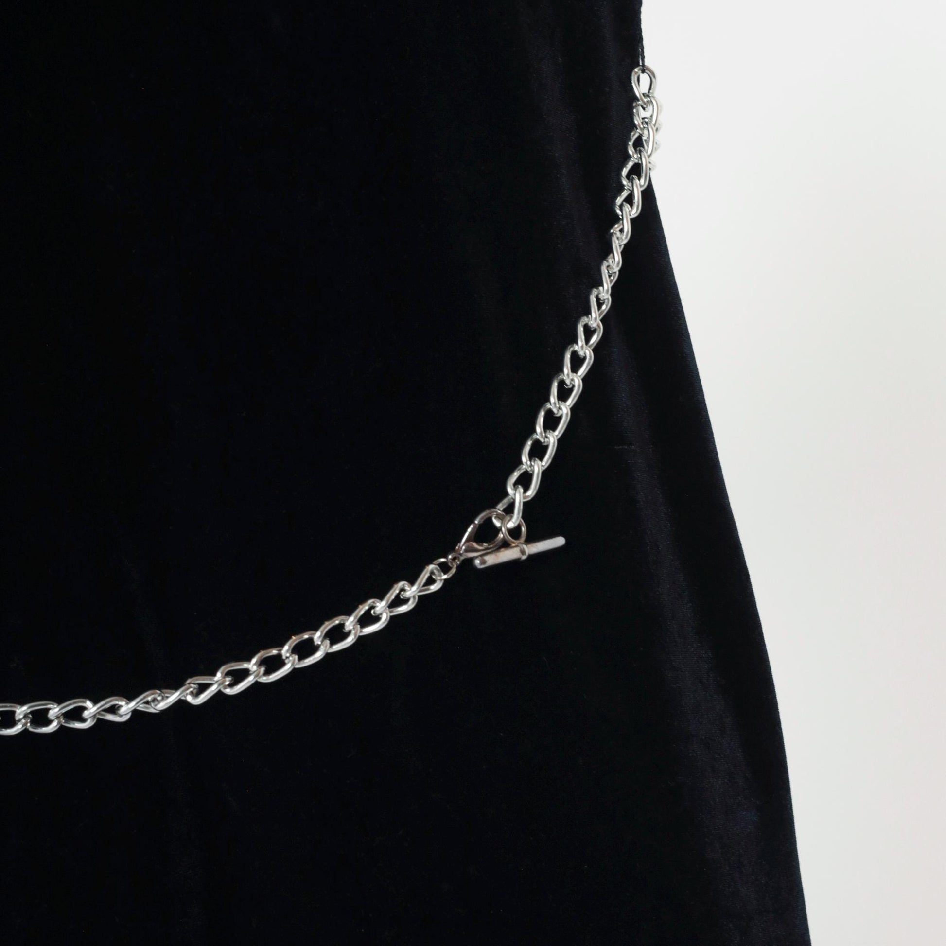 90s Ronni Nicole Black Velvet Midi Dress Chain Belt Side Slit Medium Petite