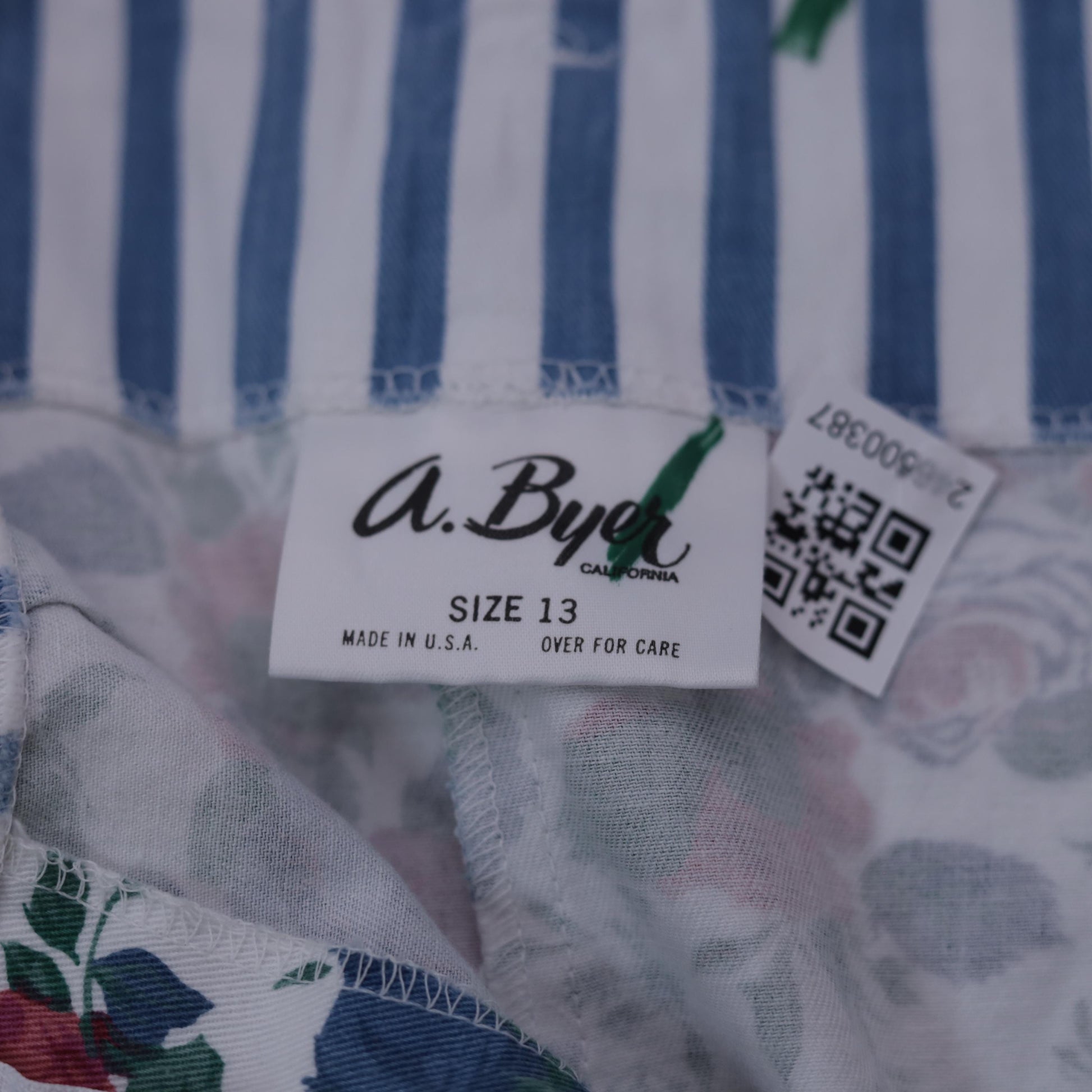 90s A. Byer White Floral Pleated High-Waisted Shorts Cotton Medium