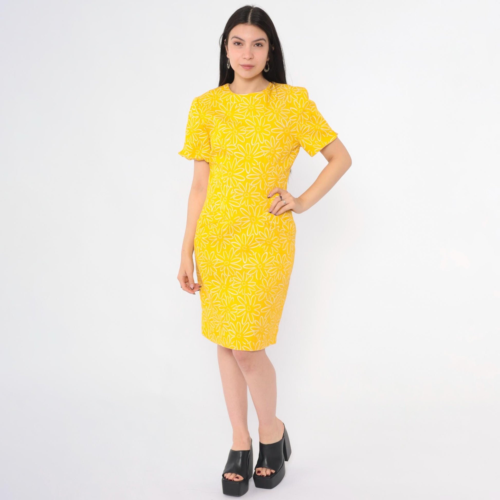 90s Yellow Floral Cotton Sheath Dress Short Sleeve Mini Small 6