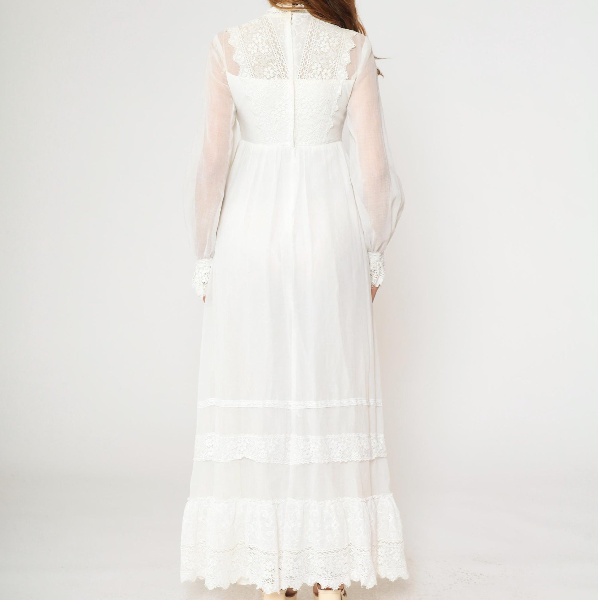 70s White Lace Wedding Dress Victorian Illusion Neckline Maxi Gown Small