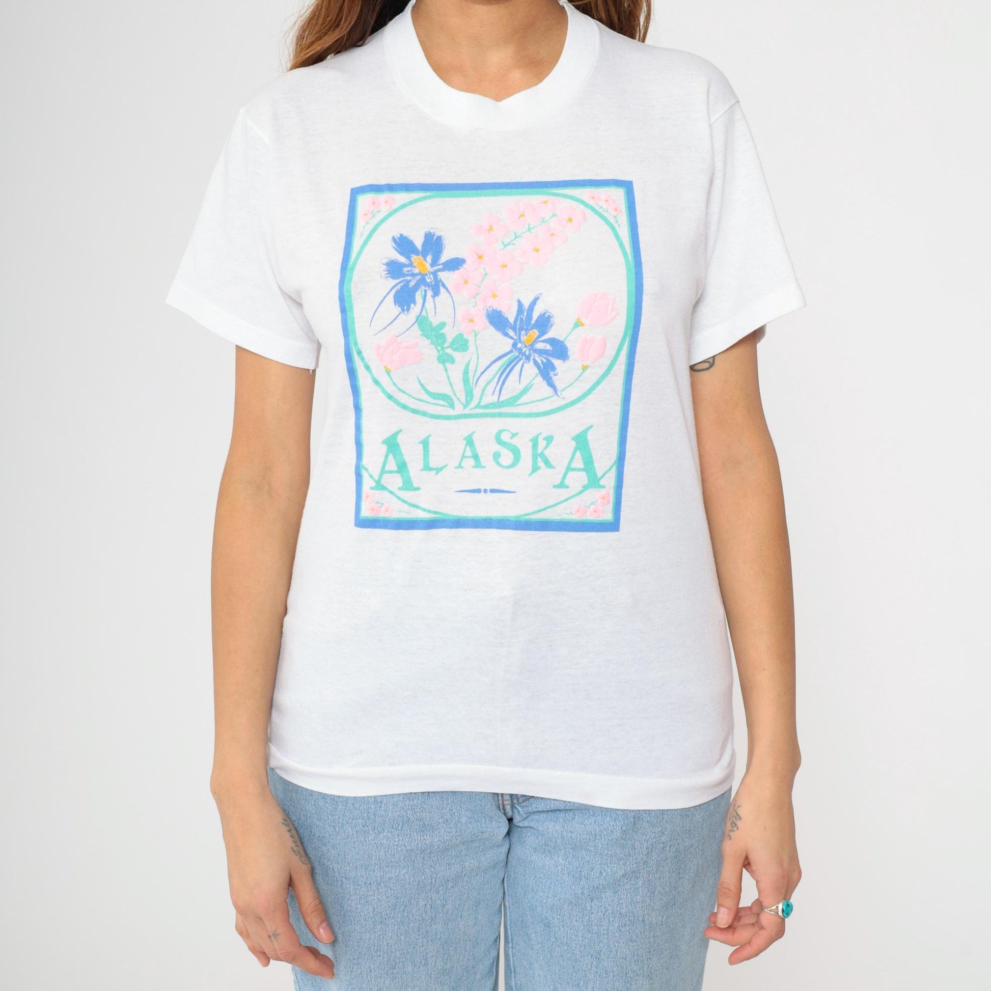 90s Screen Stars Alaska Floral Graphic T-Shirt White Single Stitch Small