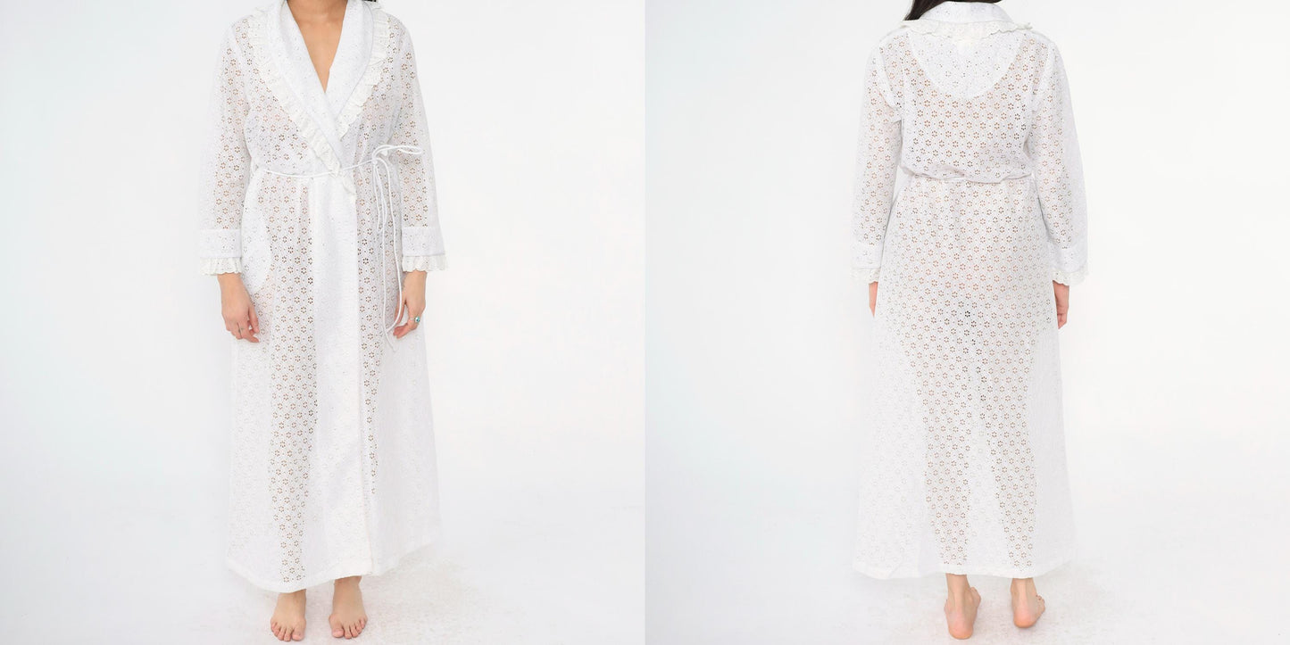 70s White Eyelet Lace Robe Long Sleeve Ruffle Trim Wrap Belted Small