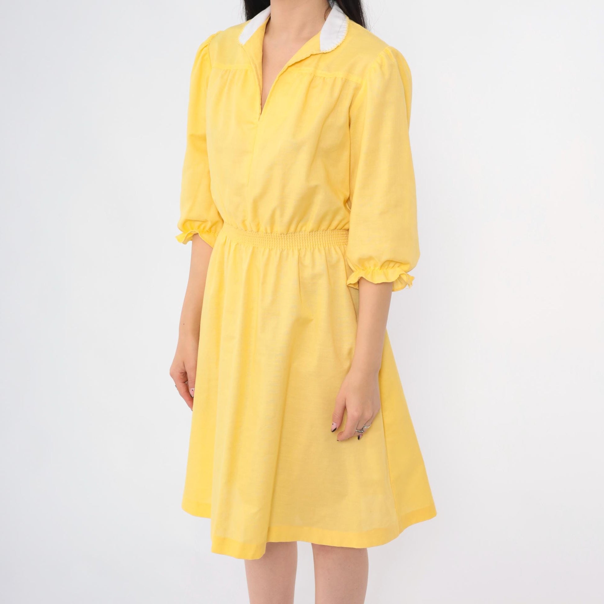 70s Yellow Puff Sleeve Midi Dress White Collar Smocked Waist Small S