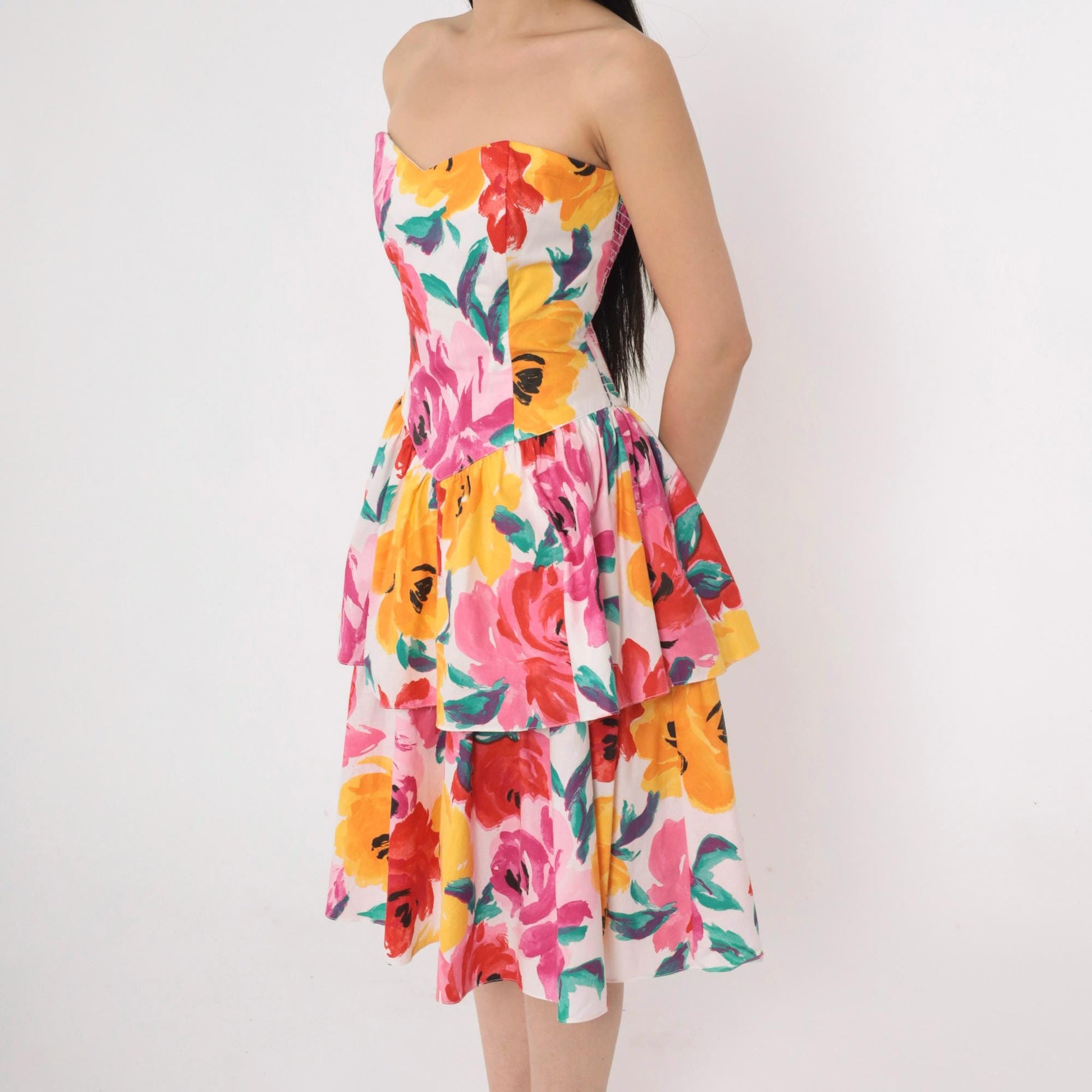 80s Robbie Bee Strapless Floral Midi Dress Sweetheart Neckline Smocked Pink Yellow Small Medium