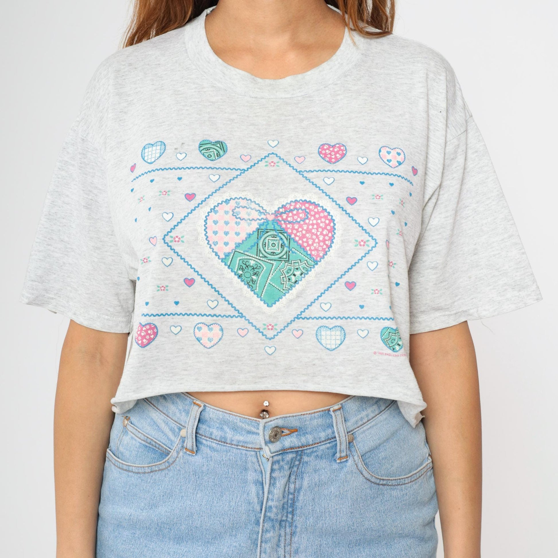 90s Jerzees Cropped Heart Patchwork T-Shirt Grey Graphic Tee Large L