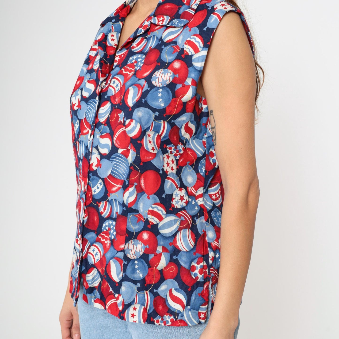 90s Patriotic Balloon Print Sleeveless Button-Up Shirt Red White Blue Large L