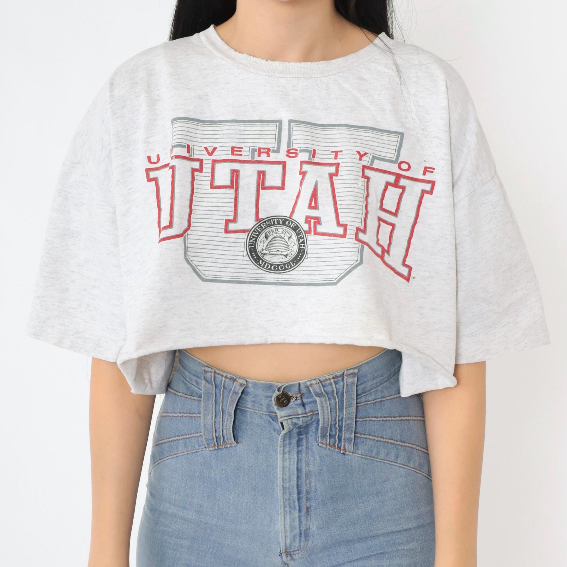 90s University of Utah Utes Crop Top Grey Graphic T-Shirt Cotton Medium