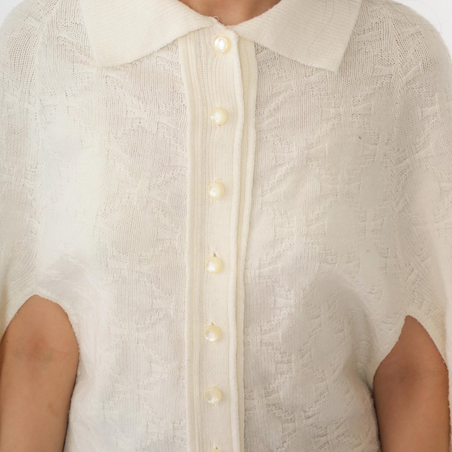 70s White Knit Poncho Button-Up Cape Fringe Trim One Size