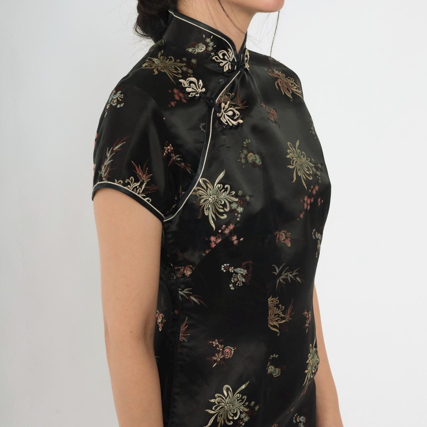 90s Black Silk Cheongsam Midi Dress Floral Embroidery Mandarin Collar Extra Small