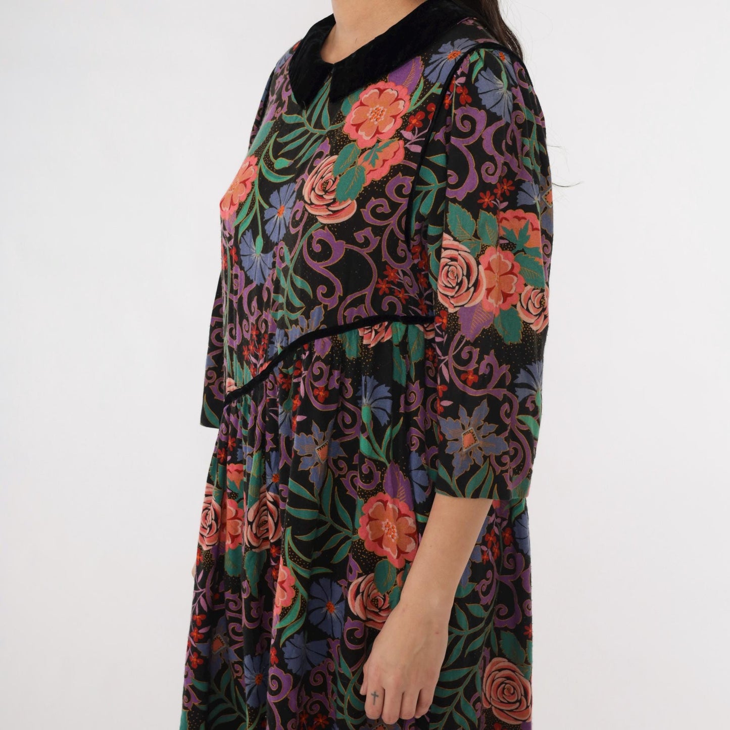 80s Floral Midi Dress Black Multicolor Peter Pan Collar Velvet Asymmetrical Large