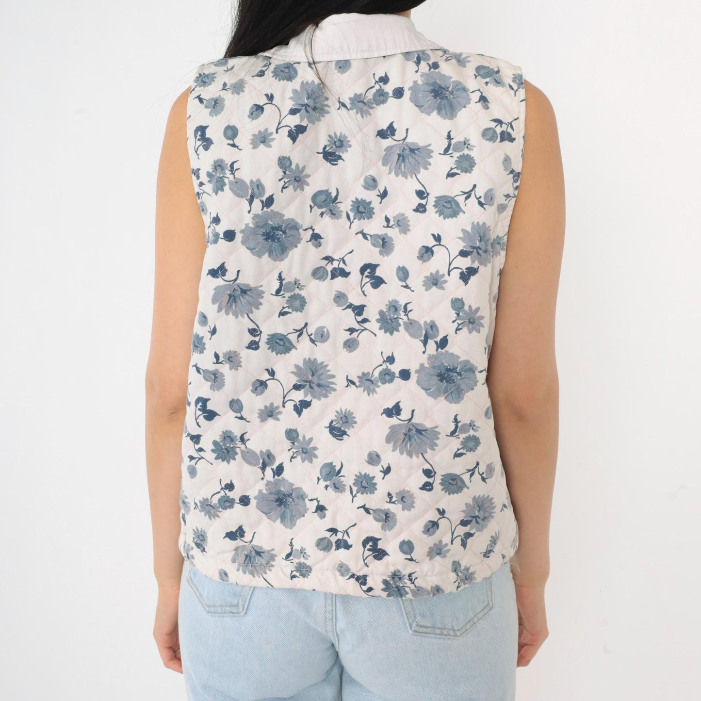 90s Quilted Floral Vest White Blue Button Front Collared Medium M