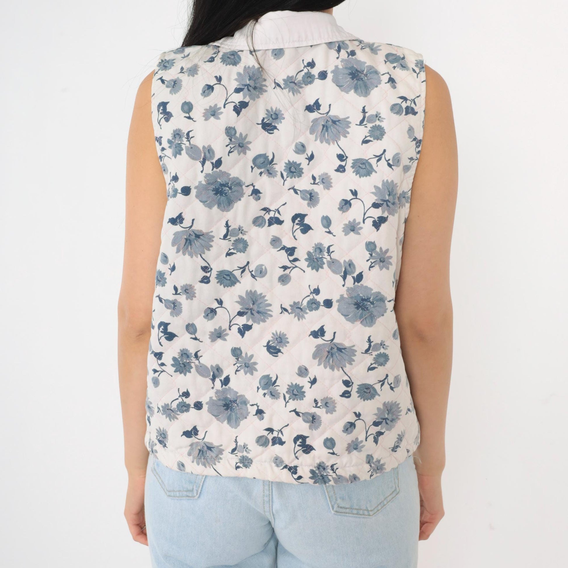 90s Quilted Floral Vest White Blue Button Front Collared Medium M