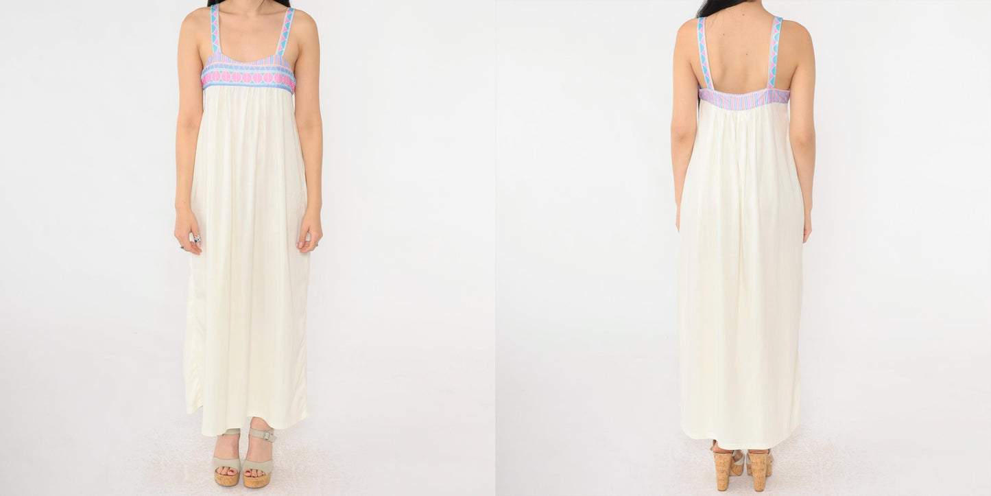 70s Cream Maxi Dress Sleeveless Geometric Trim Sweetheart Neckline Extra Small
