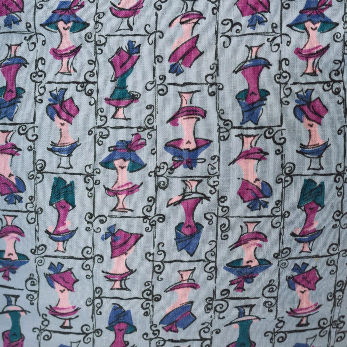1950s Blue Cotton Novelty Print Dress Mannequin Heads Boatneck Sleeveless Extra Small