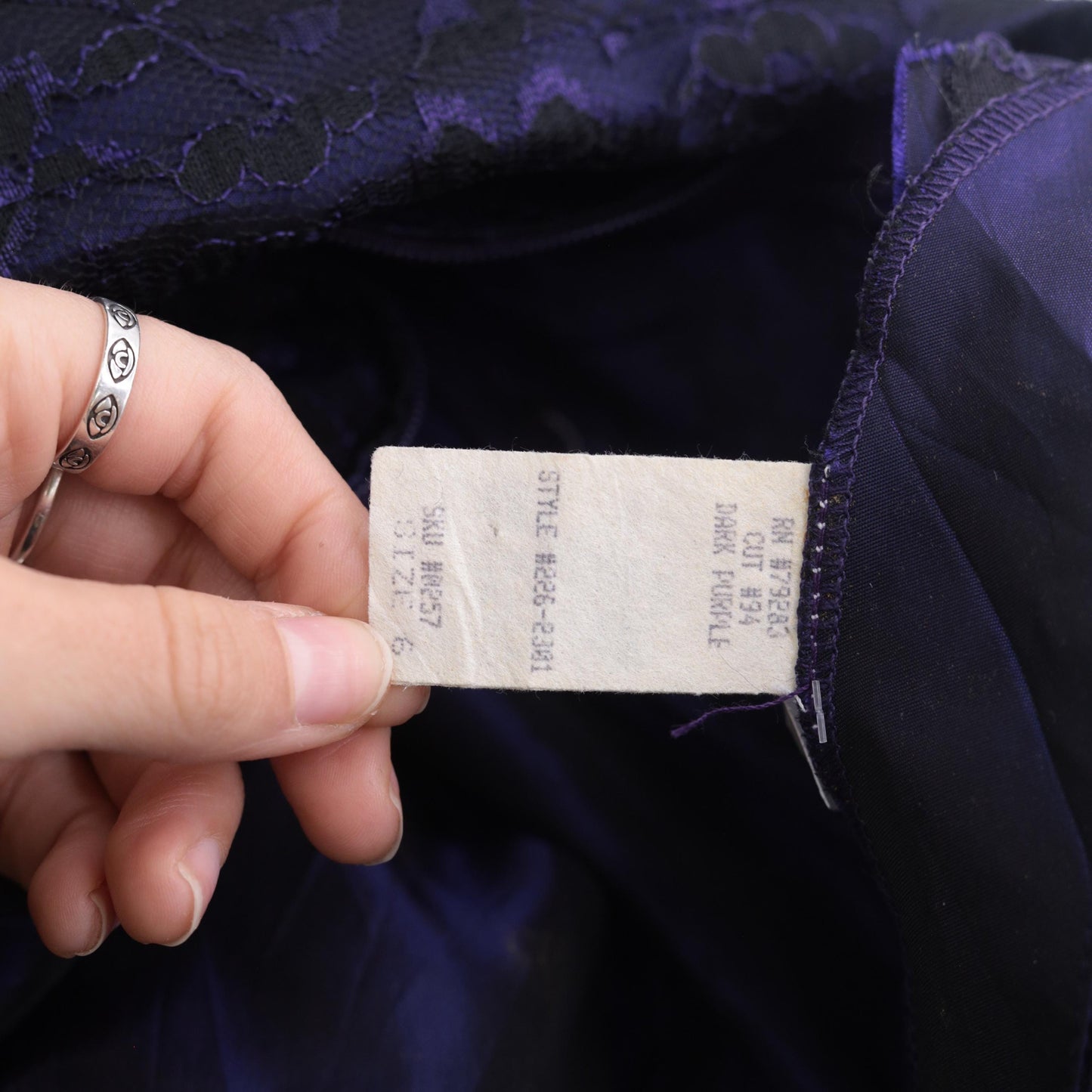 80s Purple Taffeta Lace Sheath Dress Puff Sleeve Boat Neck Knee Length Extra Small