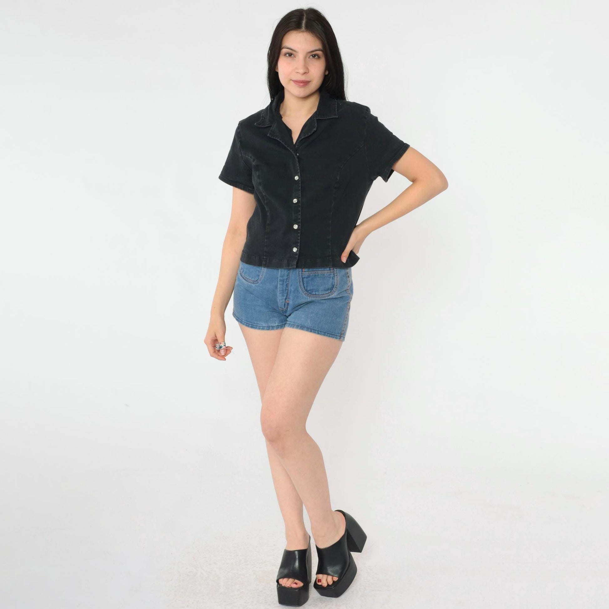 90s Black Pearl Snap Button Blouse Short Sleeve Fitted Crop Small S