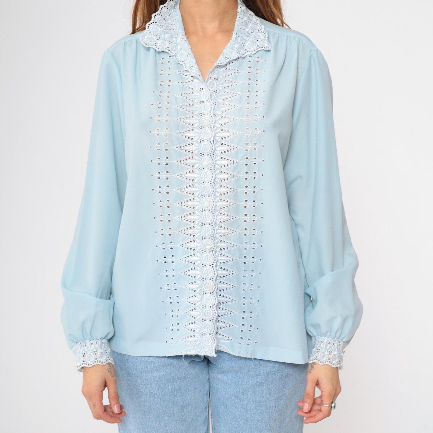 70s Baby Blue Floral Eyelet Lace Blouse Scalloped Collar Long Sleeve Large