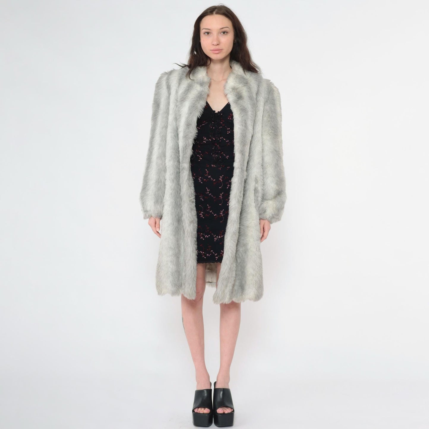 90s Grey Faux Fur Coat Hook Closure Winter Jacket Medium