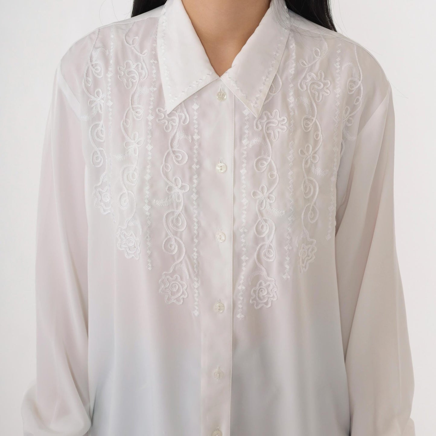 90s White Soutache Embroidered Blouse Floral Button-Up Long Sleeve Medium