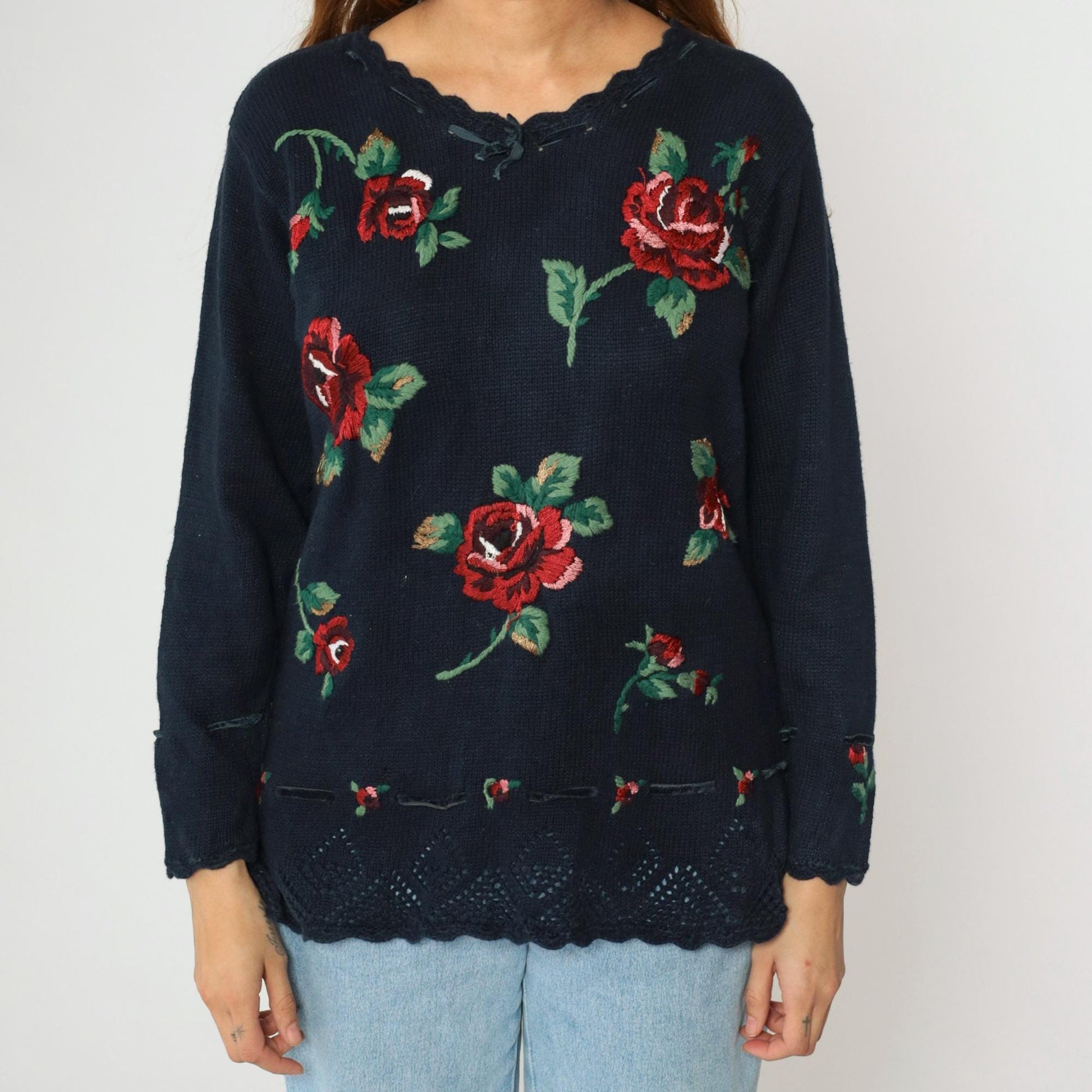 90s Navy Embroidered Floral Pullover Sweater Openwork Knit Medium Petite