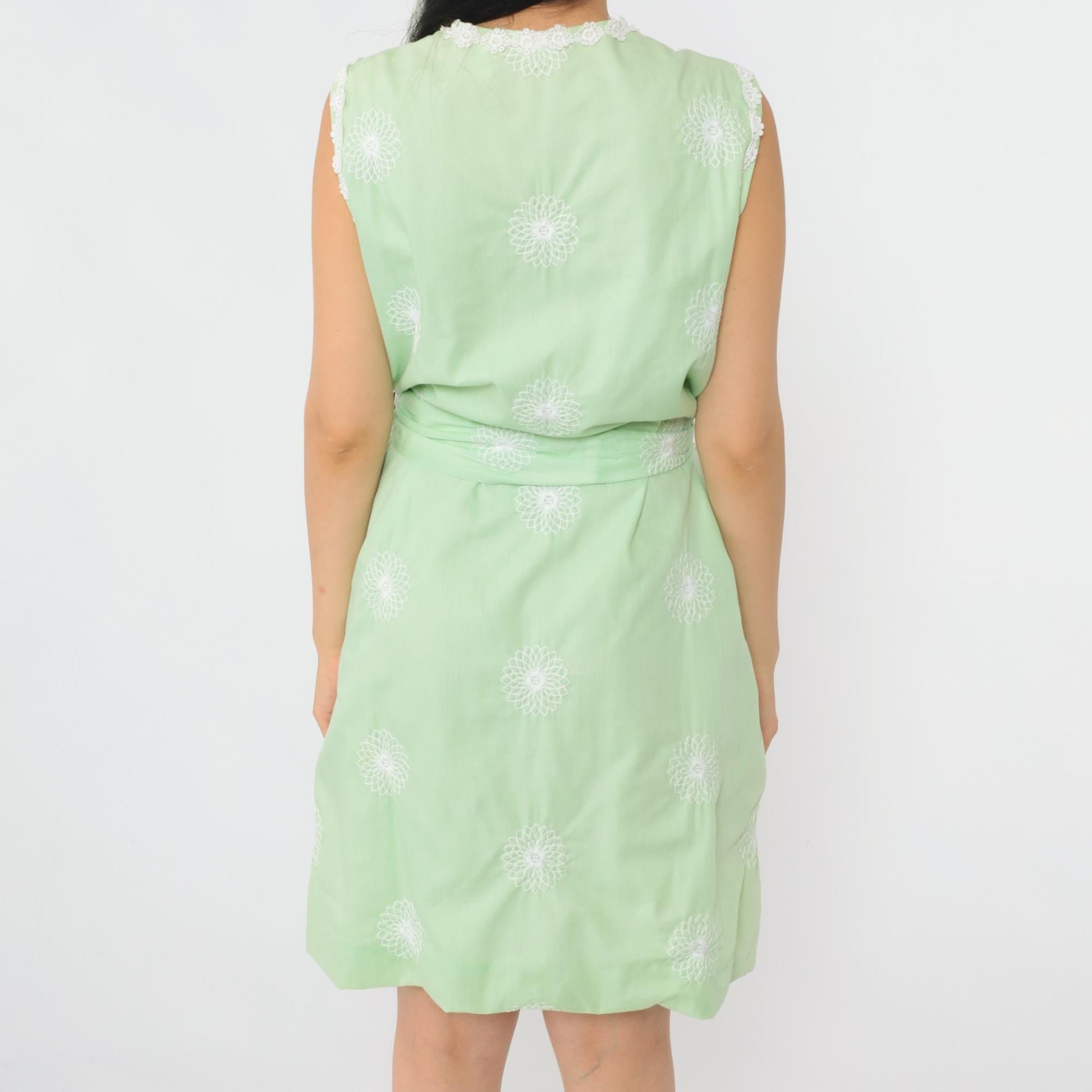 70s Lord & Taylor Green Floral Wrap Dress Embroidered V Neck Mini Medium M
