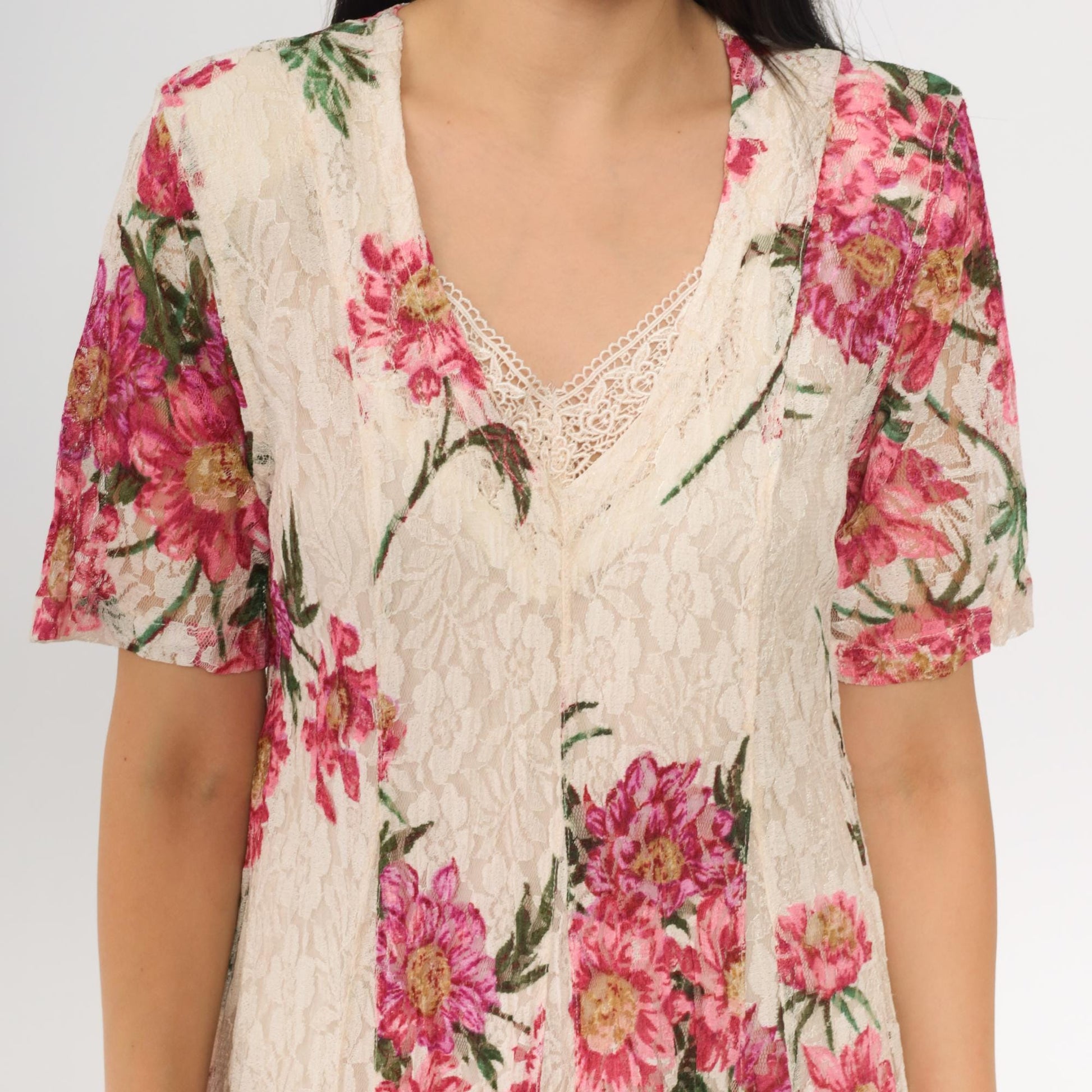 90s Nostalgia Ivory Lace Maxi Dress Pink Floral V-Neck Short Sleeve Small S