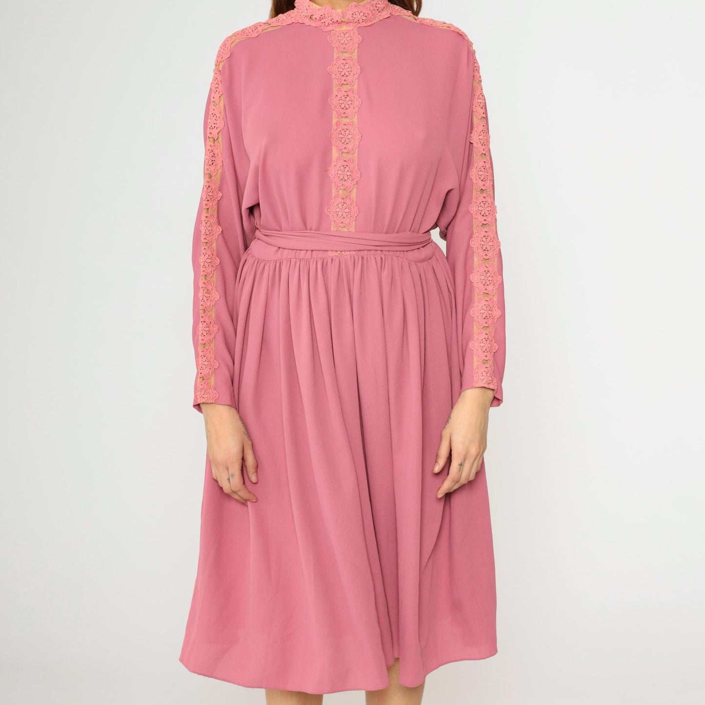 70s Pink Midi Dress Lace Trim Dolman Sleeve High Waisted Belted Medium