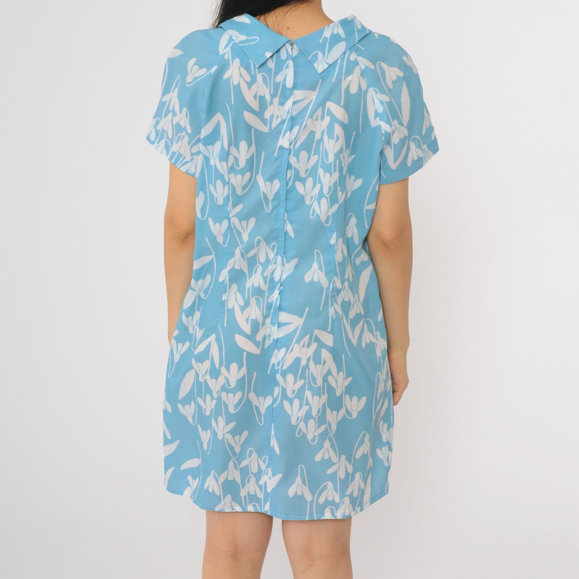 60s Blue Floral Shift Mini Dress Tie Collar Short Sleeve Medium M