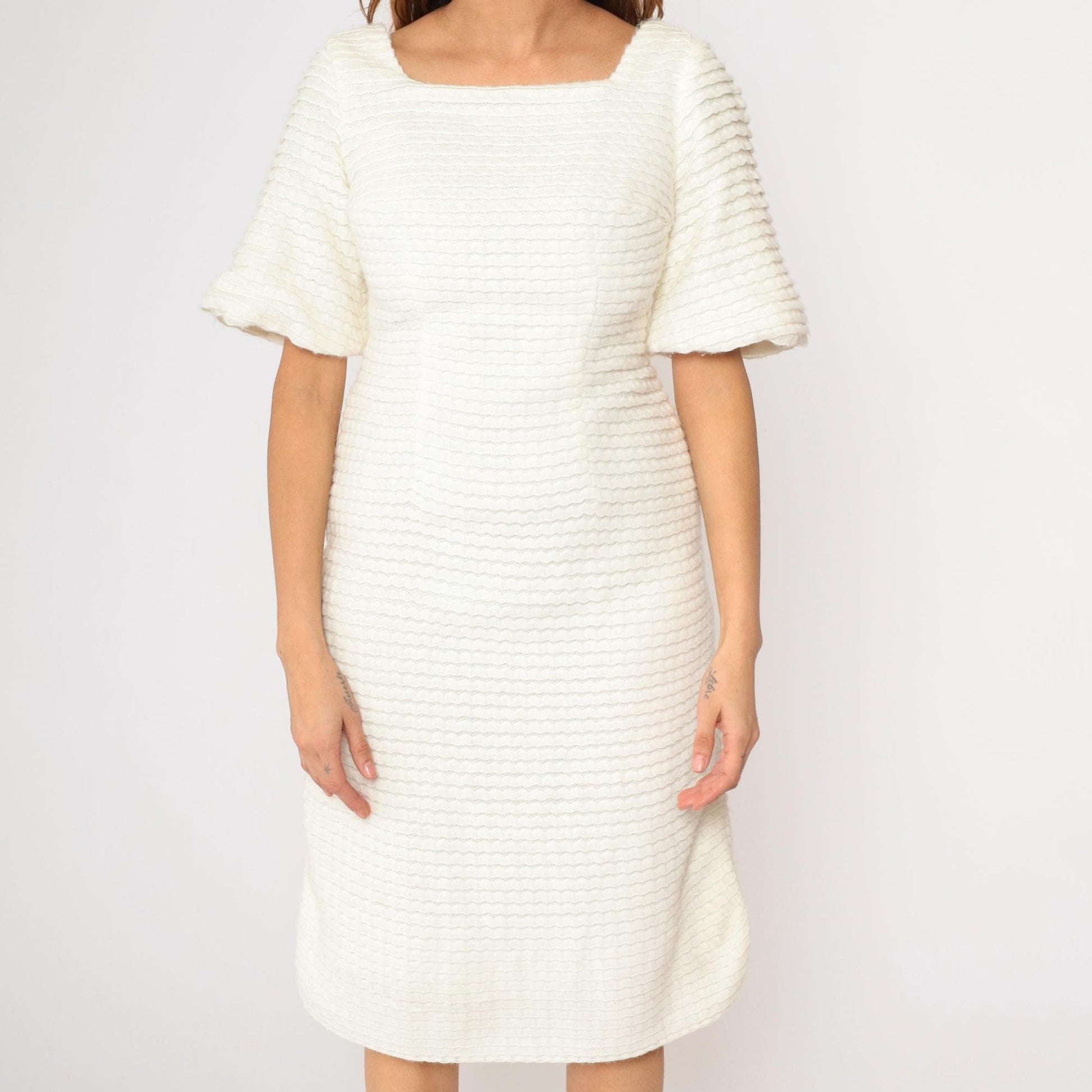 60s White Textured Knit Dress Square Neck Puff Sleeve Sheath Midi Small