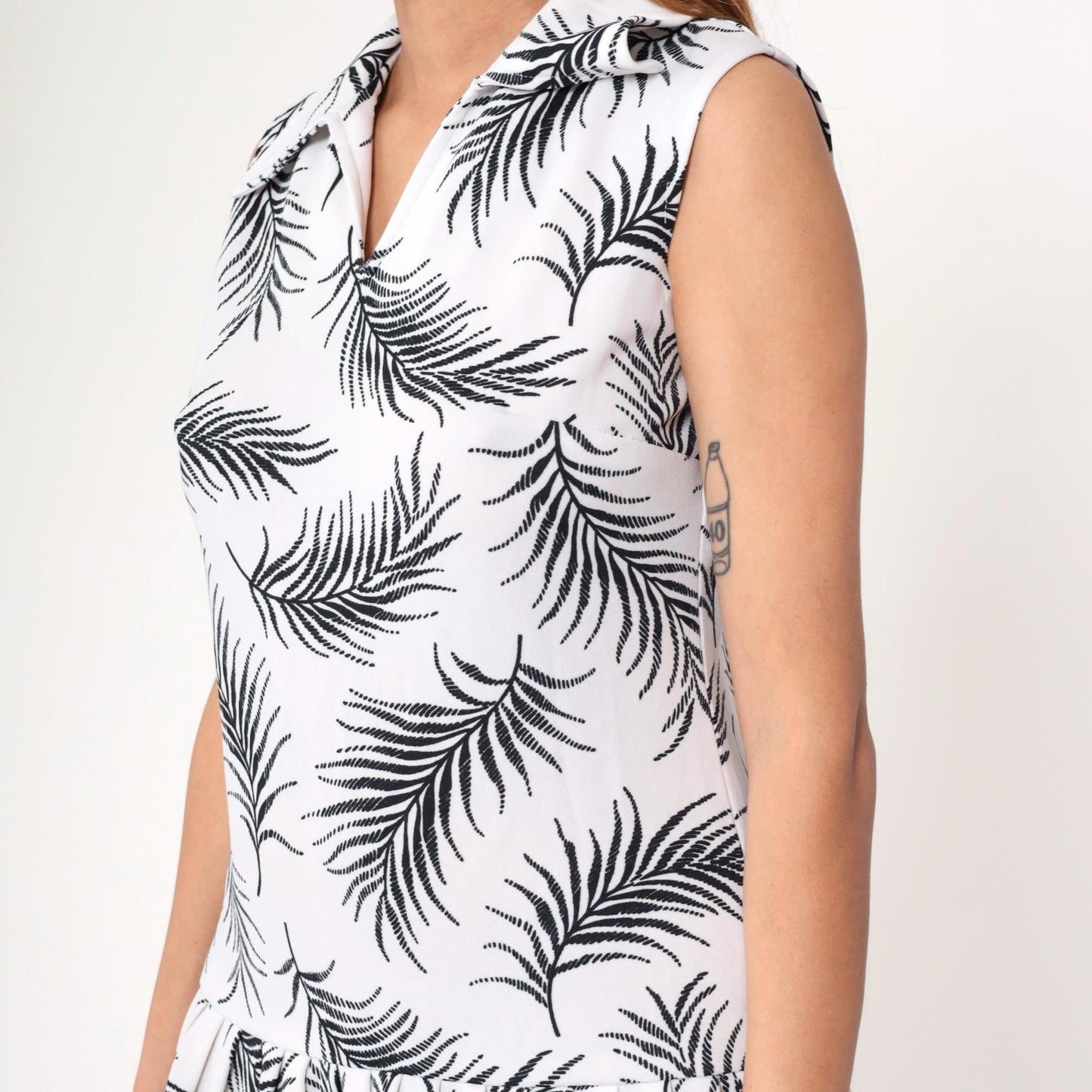 70s White Botanical Leaf Print Midi Dress Drop Waist Pleated Sleeveless Medium