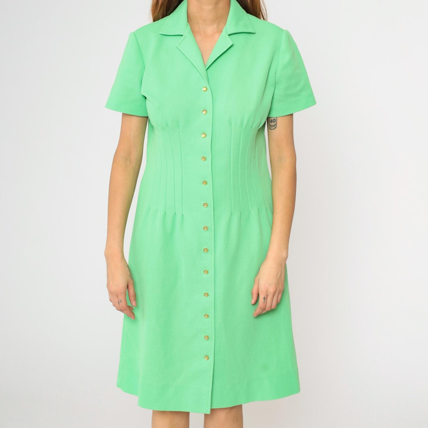 70s Green Mod Mini Shirtdress Button-Up Shift Dress Pointed Collar Medium M
