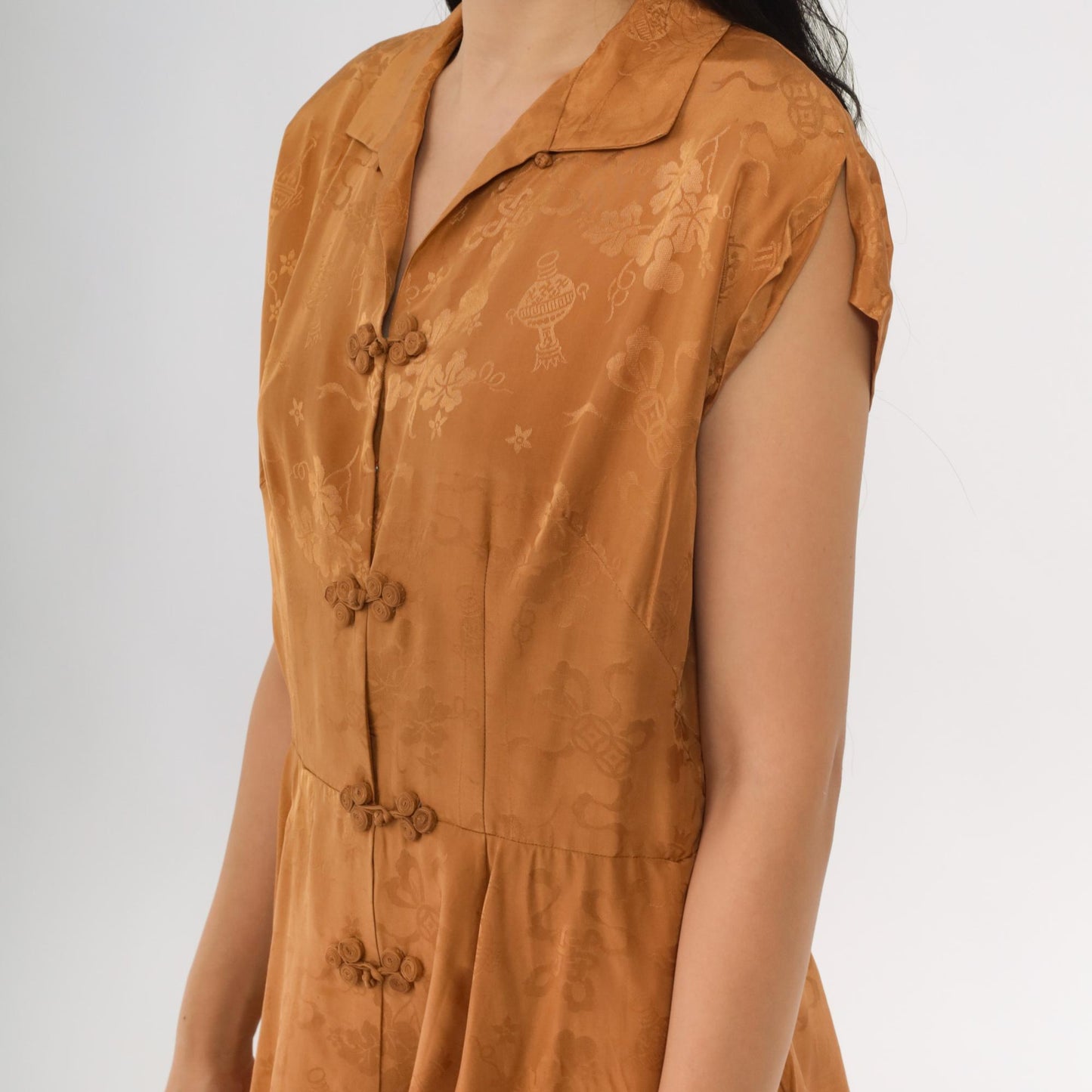 1950s Dynasty Silk Jacquard Dress Gold Asian Floral Cap Sleeve Fit Flare Medium