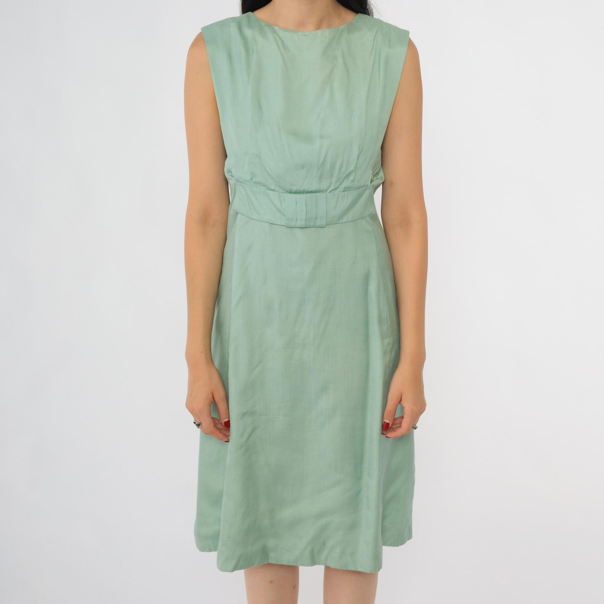 1960s Green Empire Waist Sheath Dress Sleeveless Knee Length Extra Small