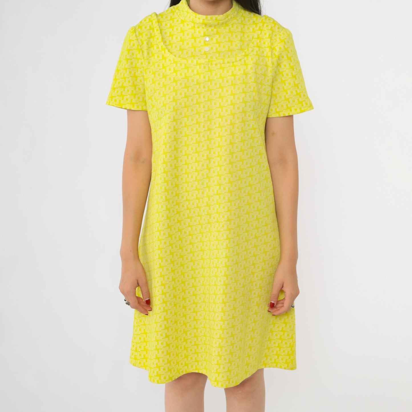 60s Chartreuse Op Art Mini Shift Dress Geometric Print Short Sleeve Medium M