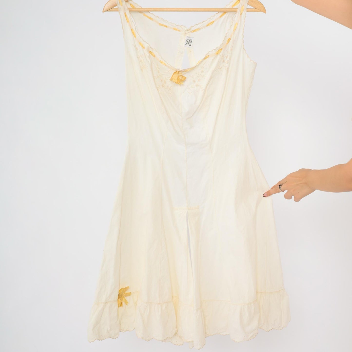 1930s White Cotton Step-In Chemise Embroidered Yellow Ribbon Trim Extra Small XS