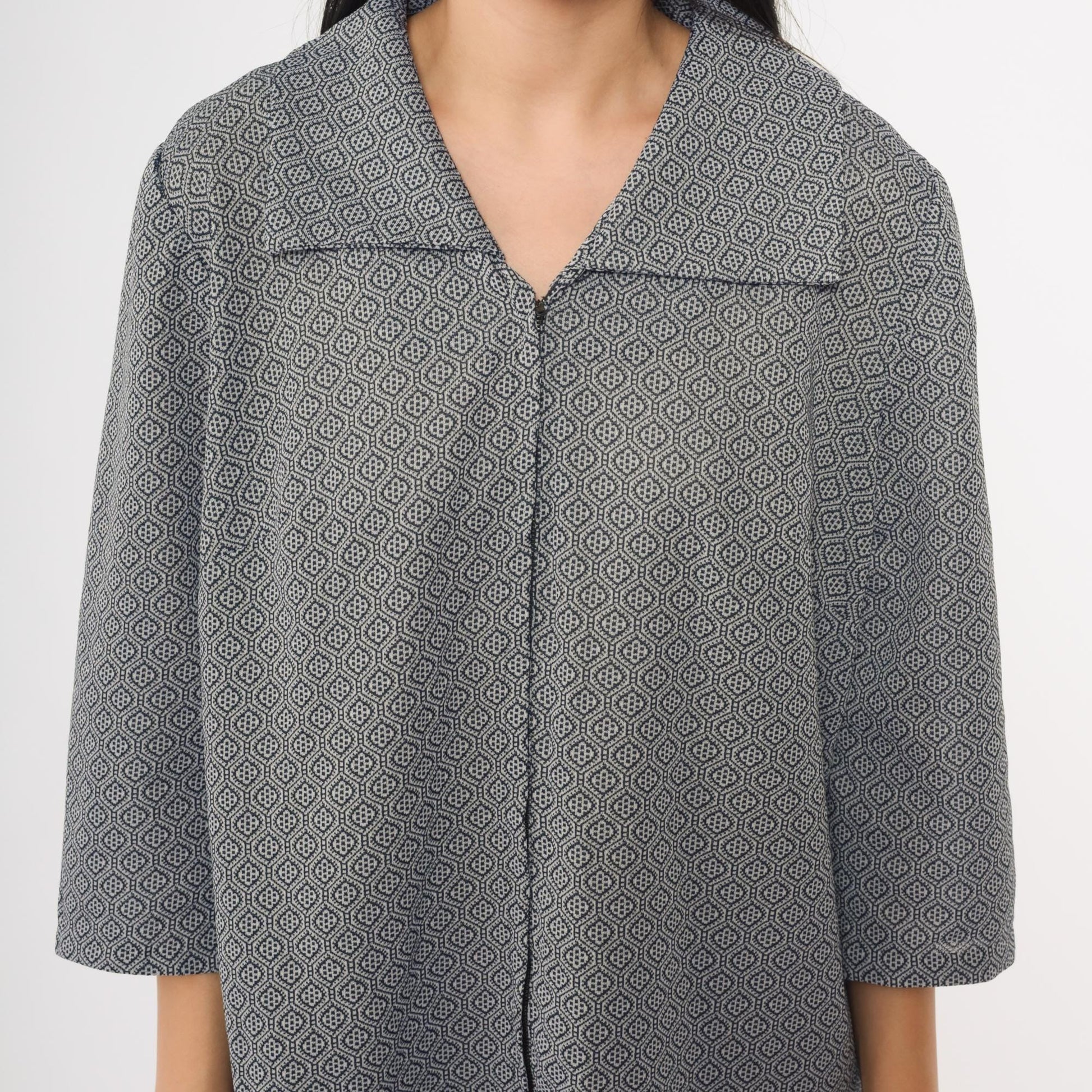 70s Geometric Mod Mini Dress Grey White V-Neck Three-Quarter Sleeve A-Line Extra Large