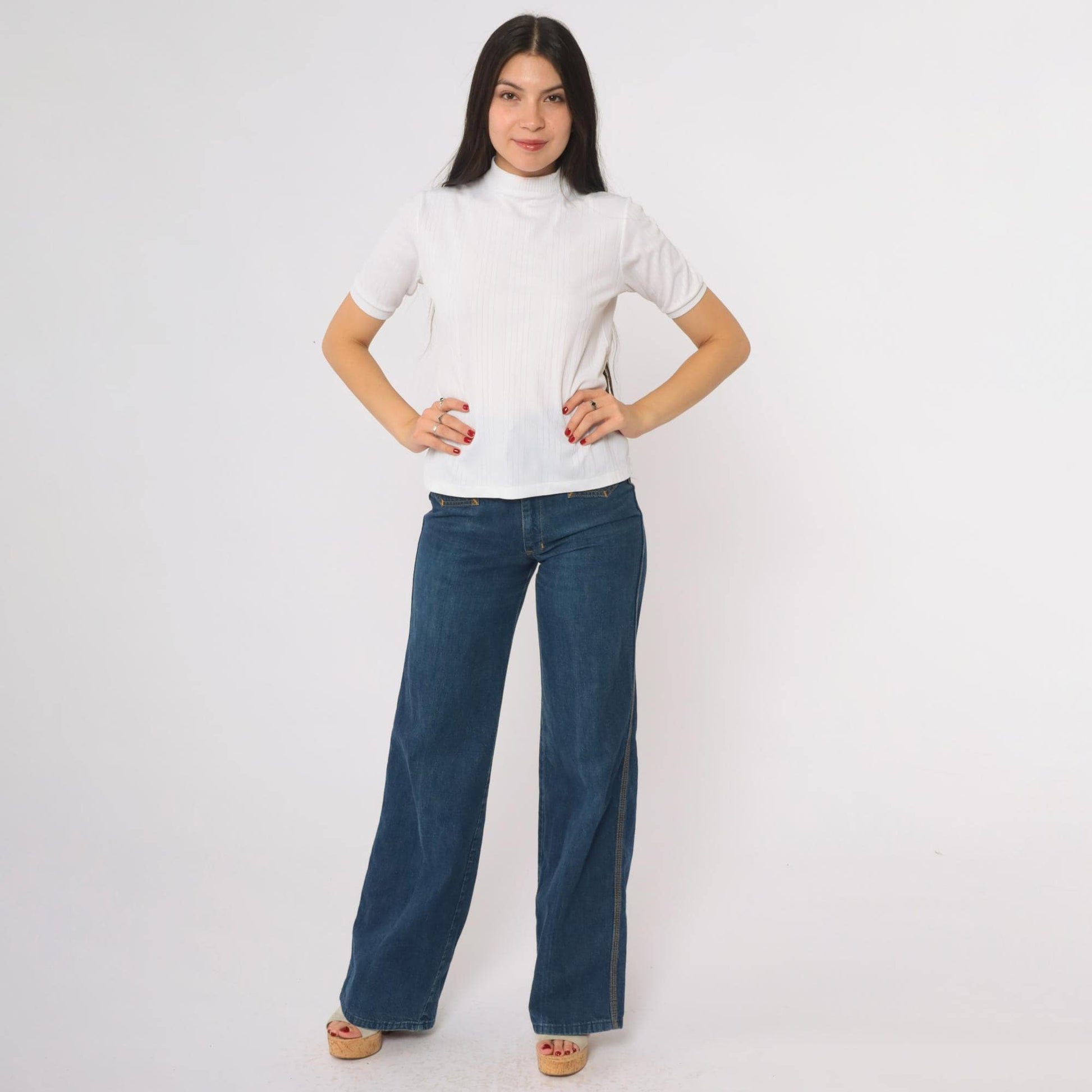 70s White Mock Neck Short Sleeve Ribbed Knit Fitted Top Small S
